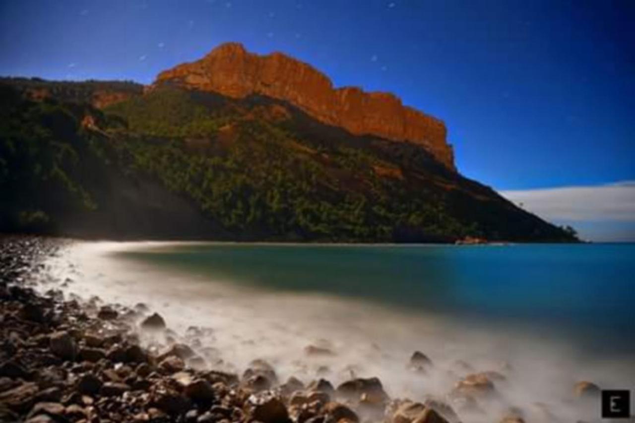 Lou Corail Cassis Bagian luar foto
